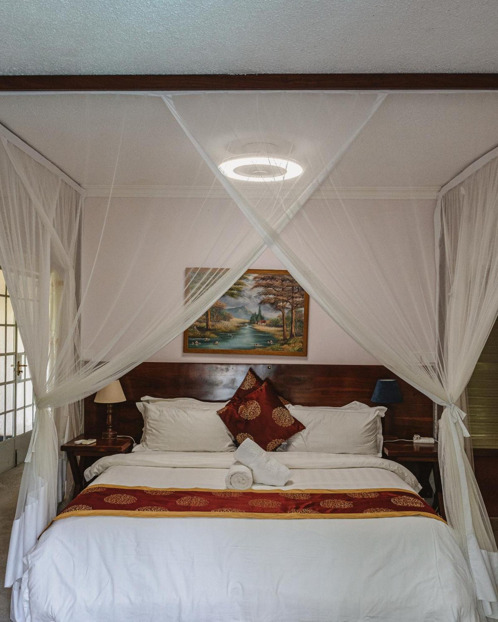 Jacaranda Lodge Виктория Фолс Екстериор снимка