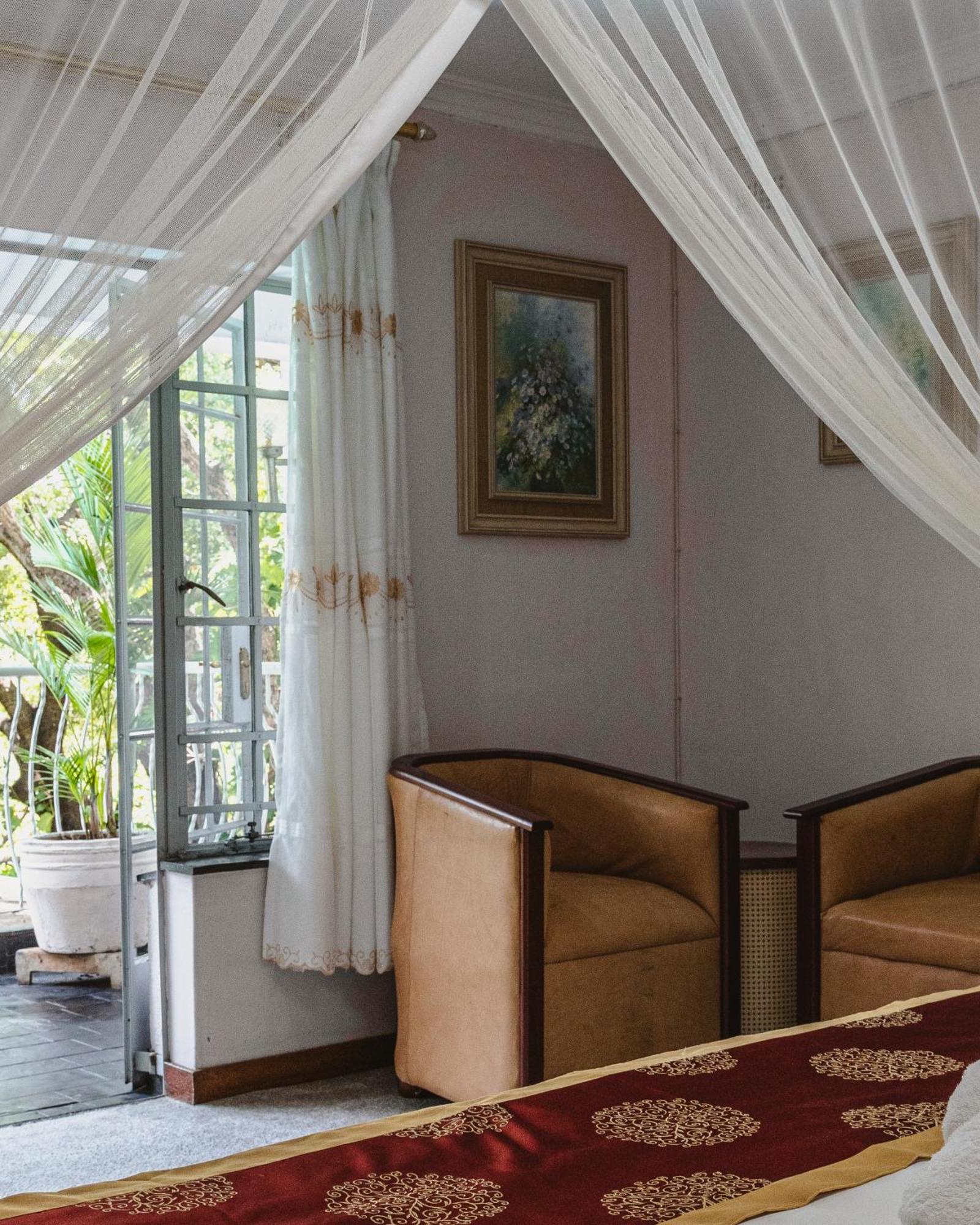 Jacaranda Lodge Виктория Фолс Екстериор снимка